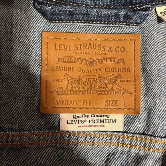 Levi’s patchwork denim jacket - Picture 2 of 8